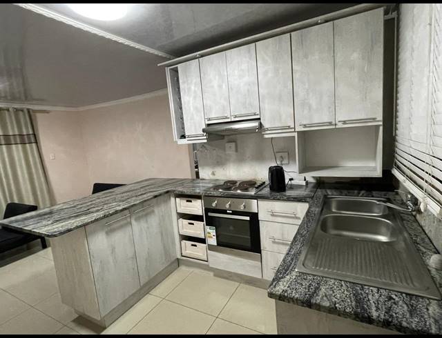 2 BEDROOM HOUSE RENTED IN UMLAZI C